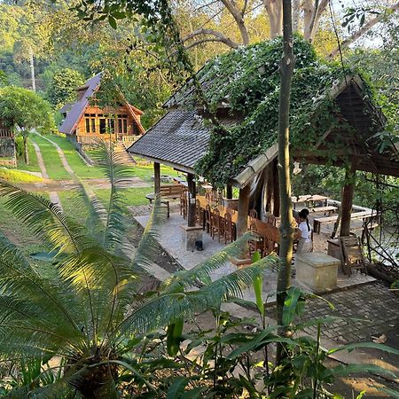 Ban Kaew Mo Ra Glamping & Restaurant 호텔 Pang Mapha 외부 사진
