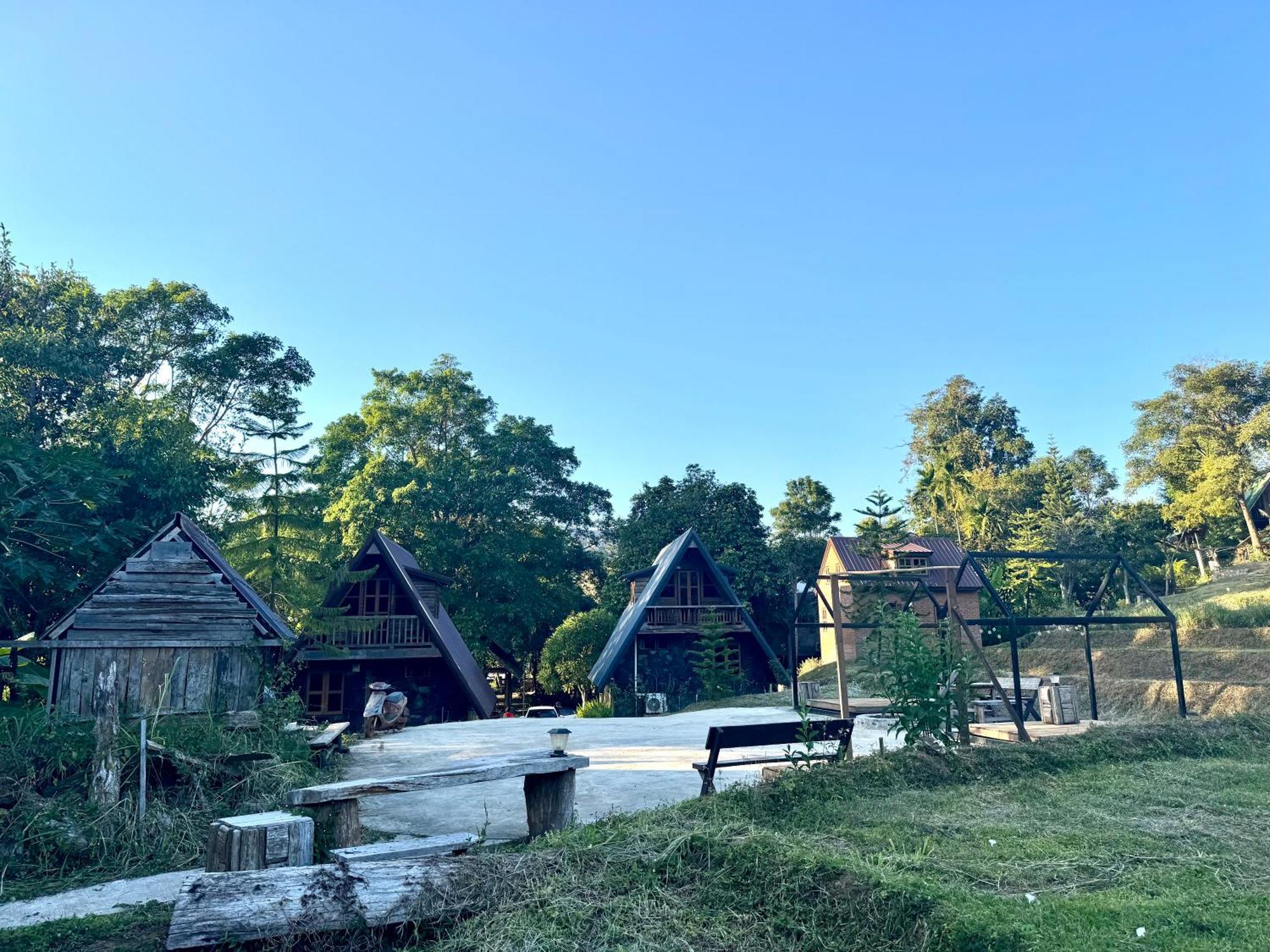 Ban Kaew Mo Ra Glamping & Restaurant 호텔 Pang Mapha 외부 사진