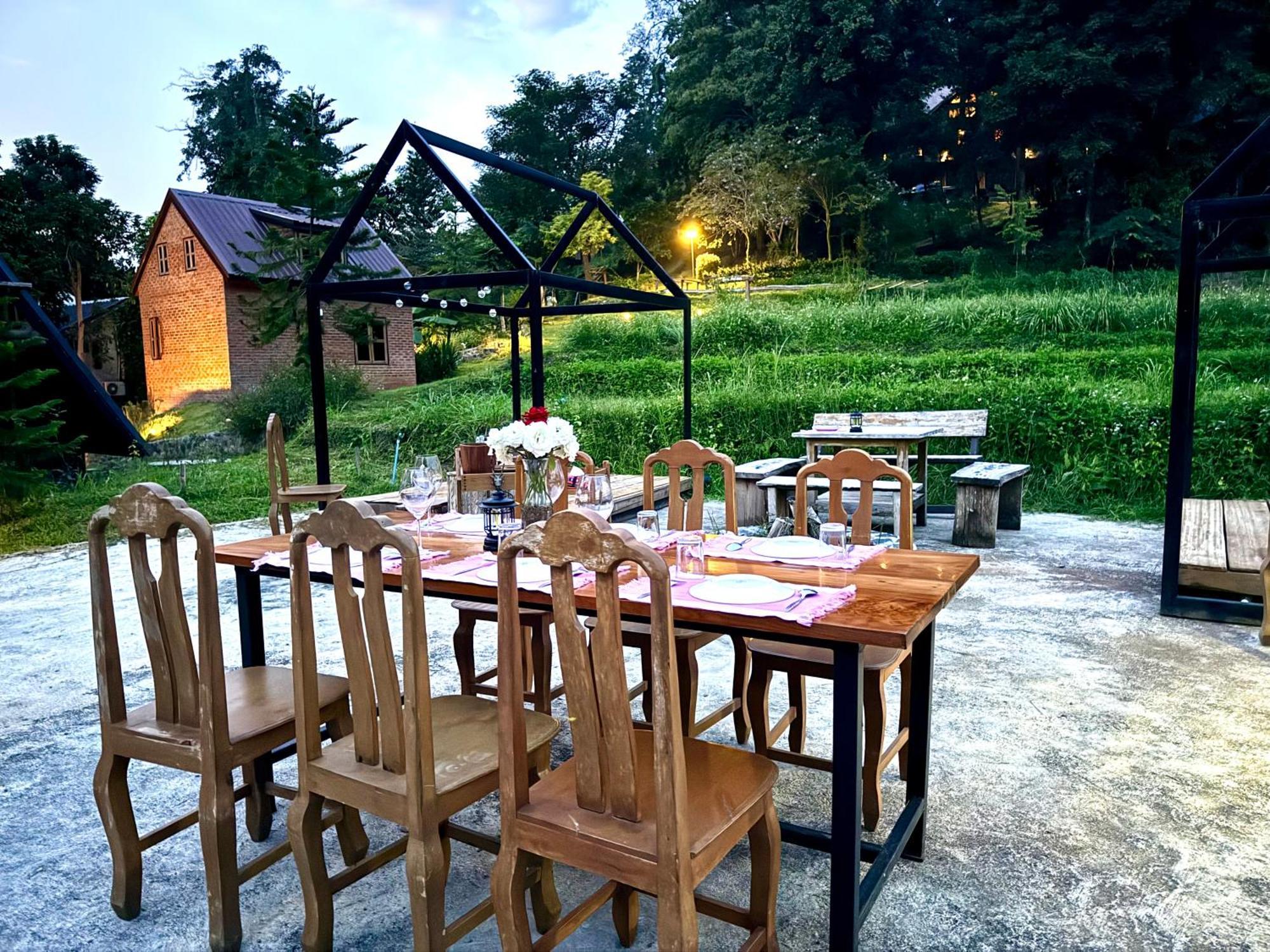 Ban Kaew Mo Ra Glamping & Restaurant 호텔 Pang Mapha 외부 사진