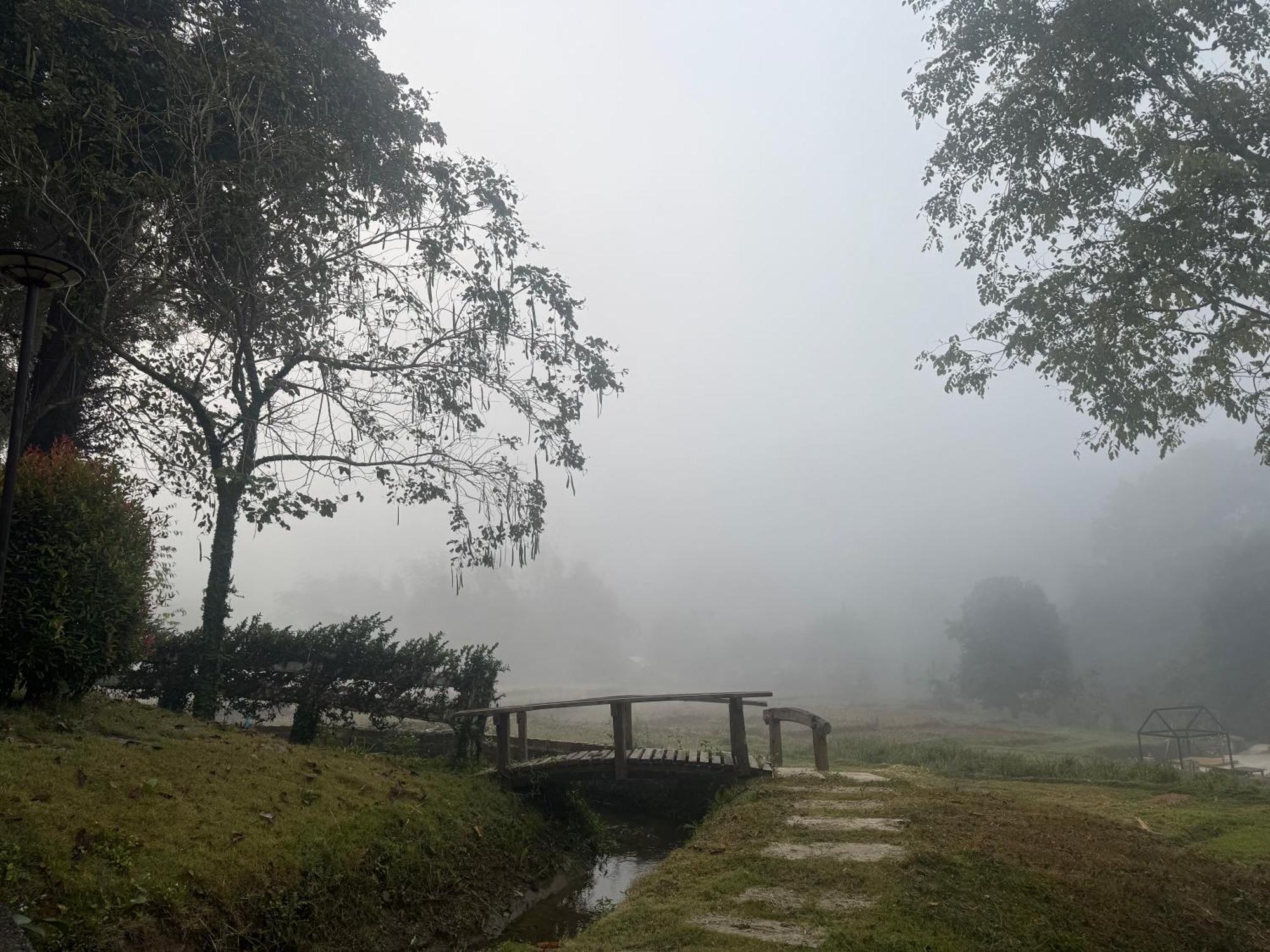 Ban Kaew Mo Ra Glamping & Restaurant 호텔 Pang Mapha 외부 사진