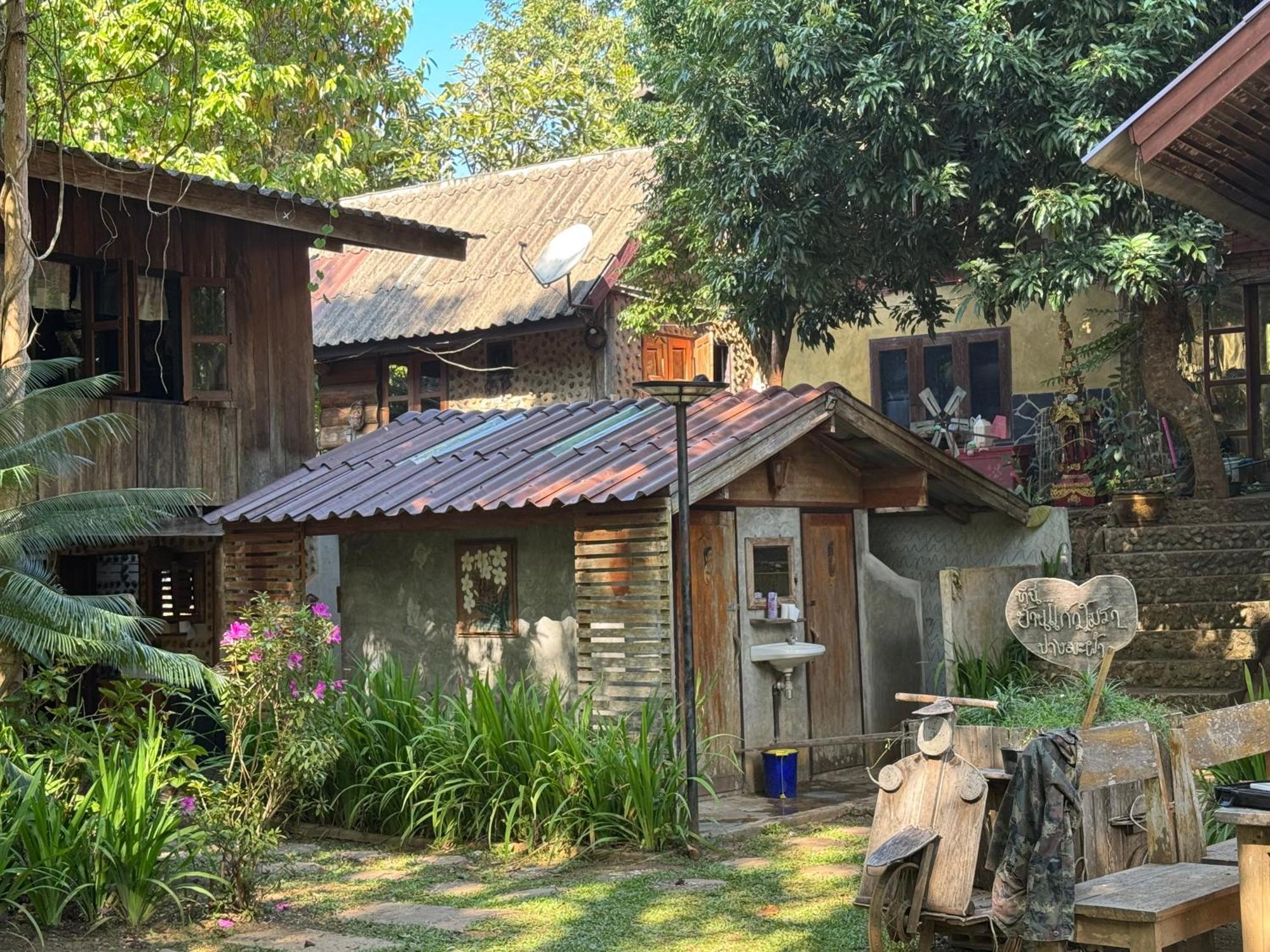 Ban Kaew Mo Ra Glamping & Restaurant 호텔 Pang Mapha 외부 사진