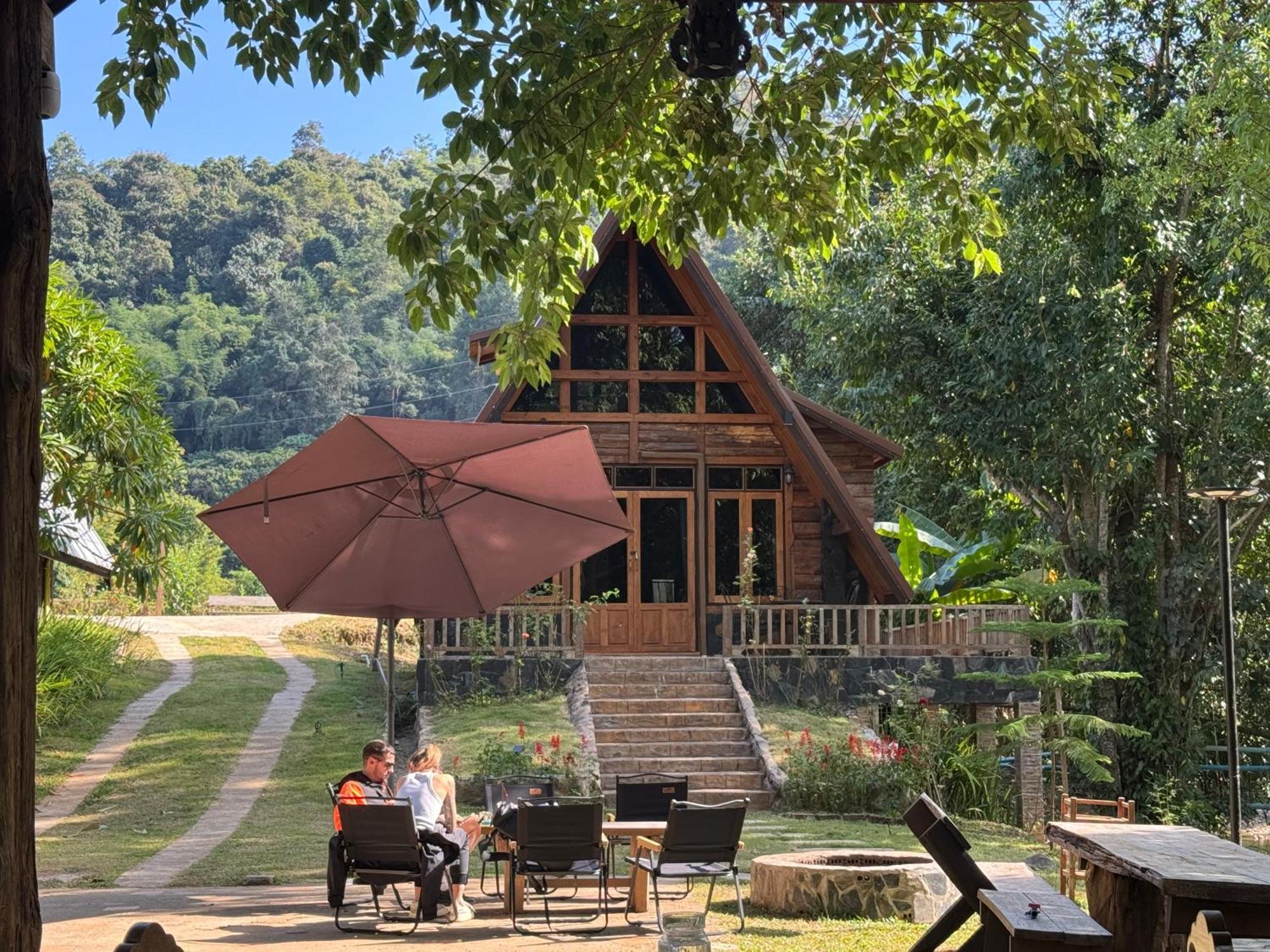 Ban Kaew Mo Ra Glamping & Restaurant 호텔 Pang Mapha 외부 사진