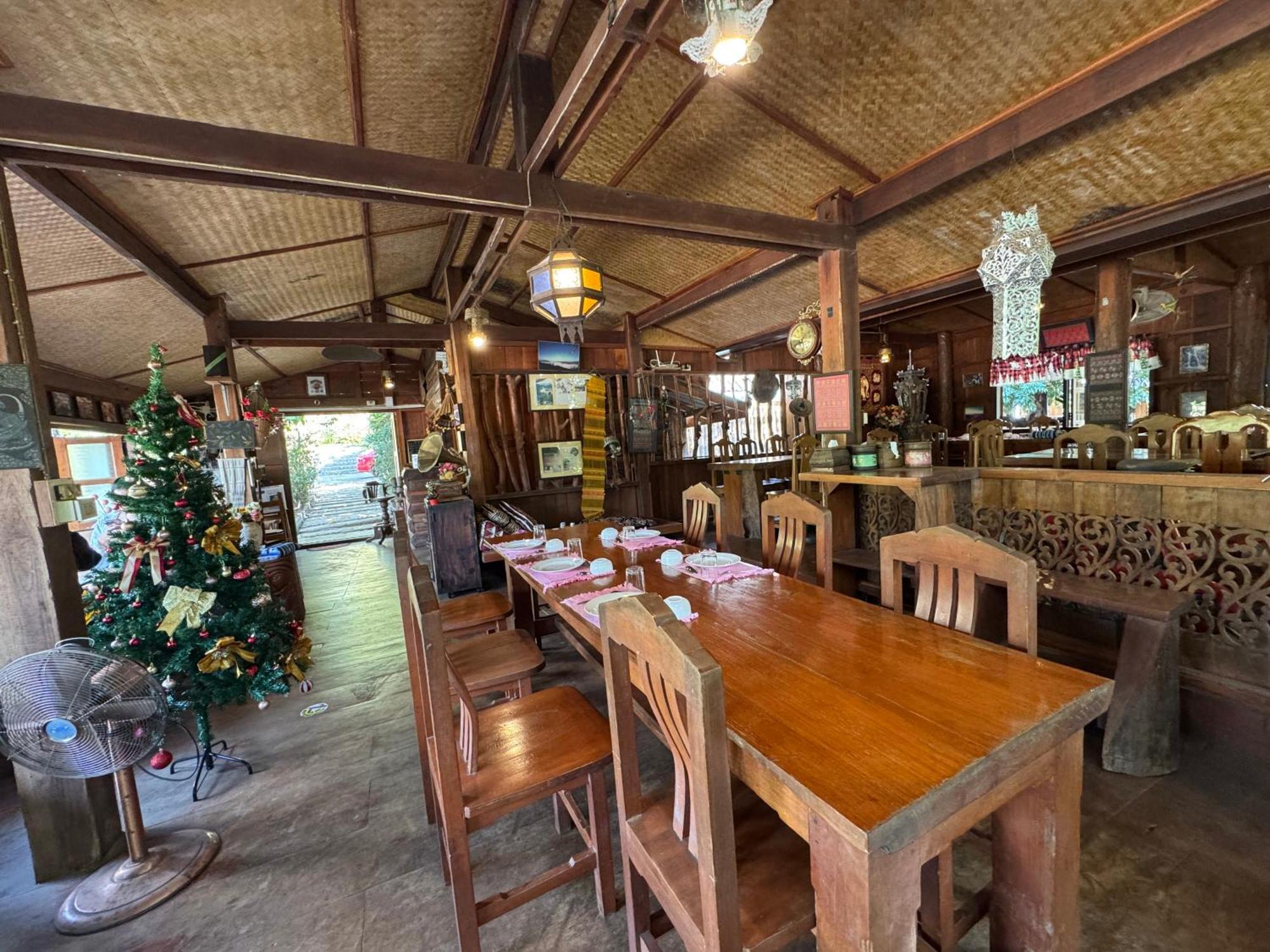 Ban Kaew Mo Ra Glamping & Restaurant 호텔 Pang Mapha 외부 사진