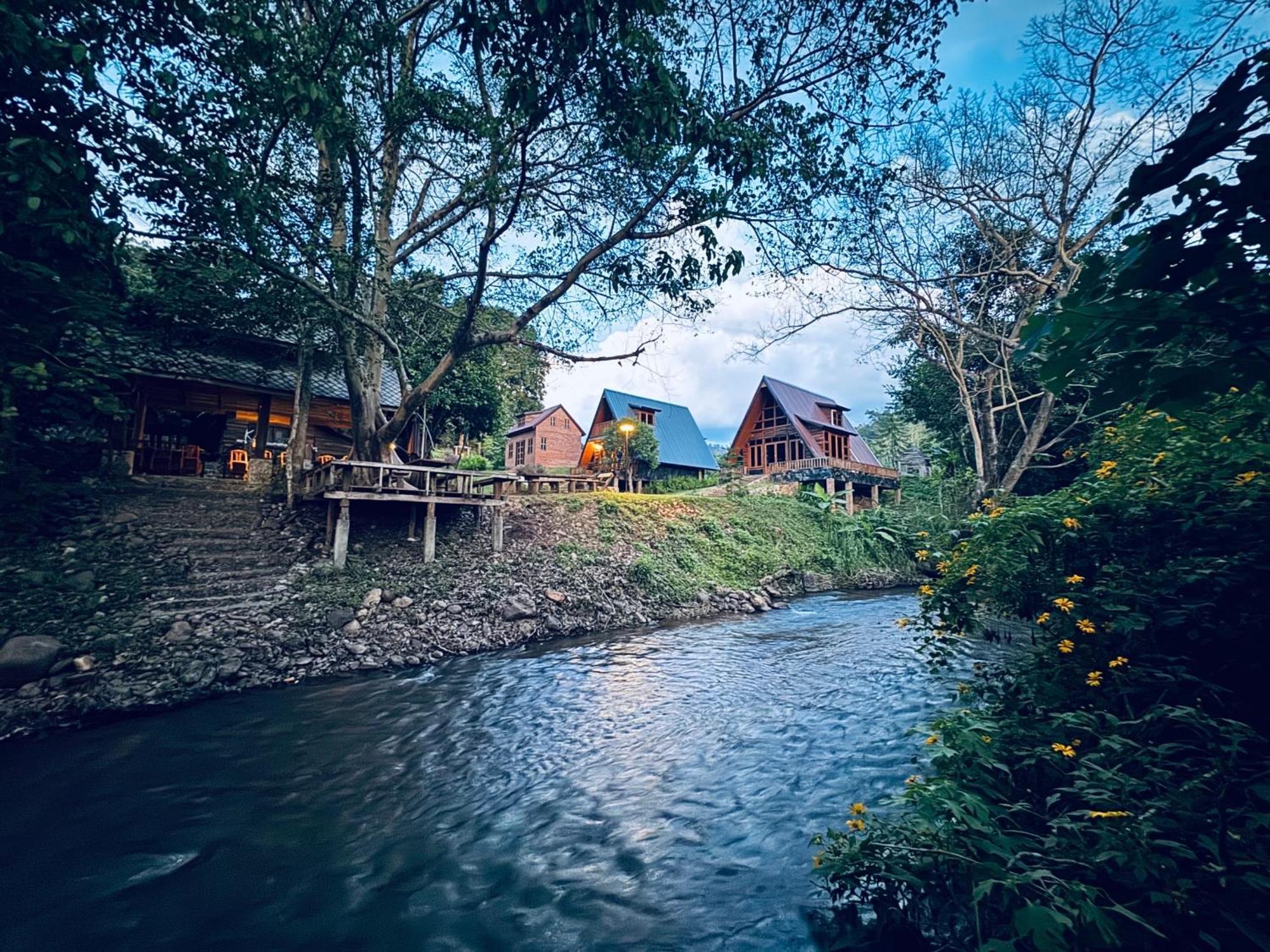 Ban Kaew Mo Ra Glamping & Restaurant 호텔 Pang Mapha 외부 사진
